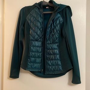 Workout puffer jacket
